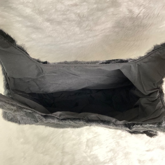 $20 Super Cute Kuromi Black Plush HandBag - Picture 7 of 7